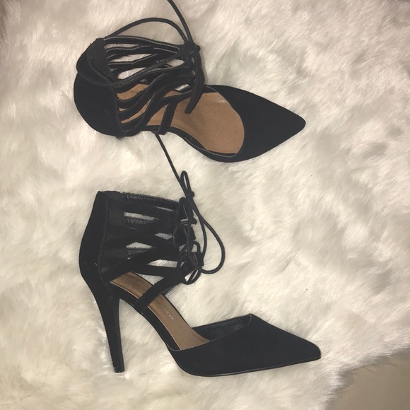 Atmosphere Shoes - 4/$10✨ Atmosphere Black Suede Pointy Hee…